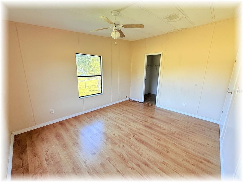 На продажу: $189,900 (3 спален, 2 ванн, 1568 Квадратных фут)