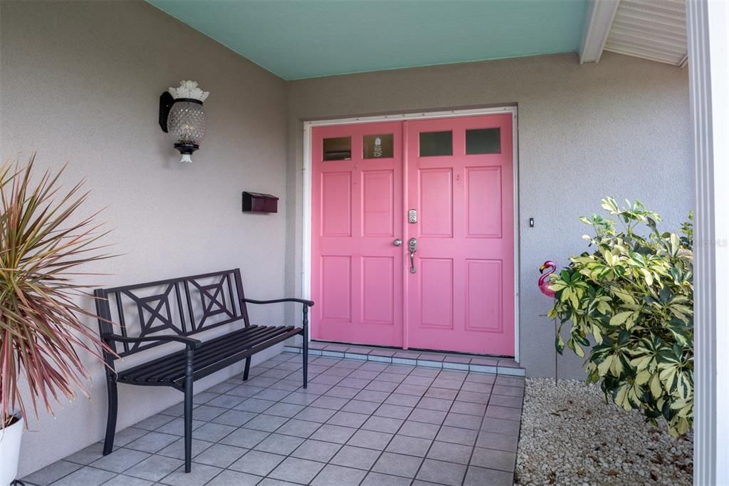 En Venta: $689,900 (3 camas, 2 baños, 1583 Pies cuadrados)