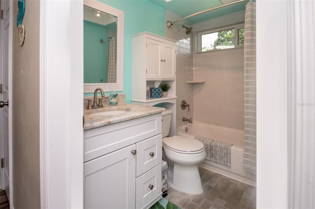 En Venta: $689,900 (3 camas, 2 baños, 1583 Pies cuadrados)