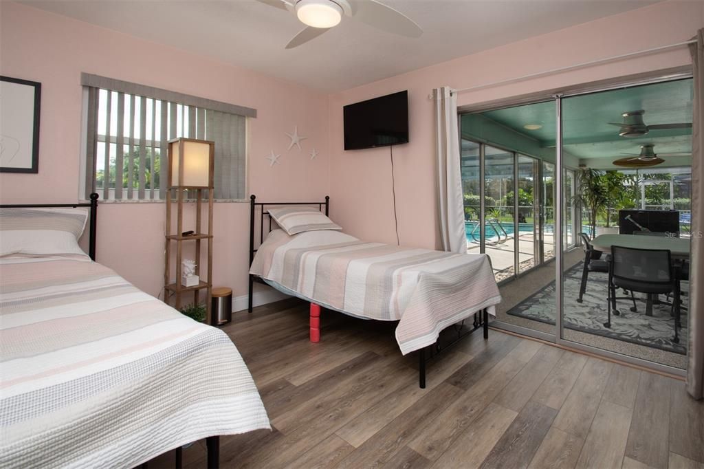 En Venta: $689,900 (3 camas, 2 baños, 1583 Pies cuadrados)