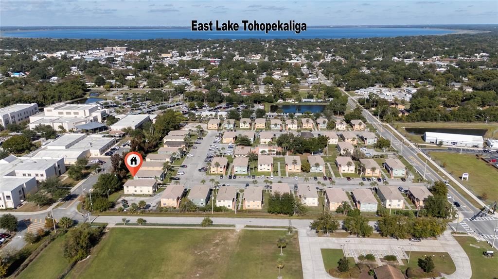 На продажу: $140,000 (2 спален, 1 ванн, 784 Квадратных фут)