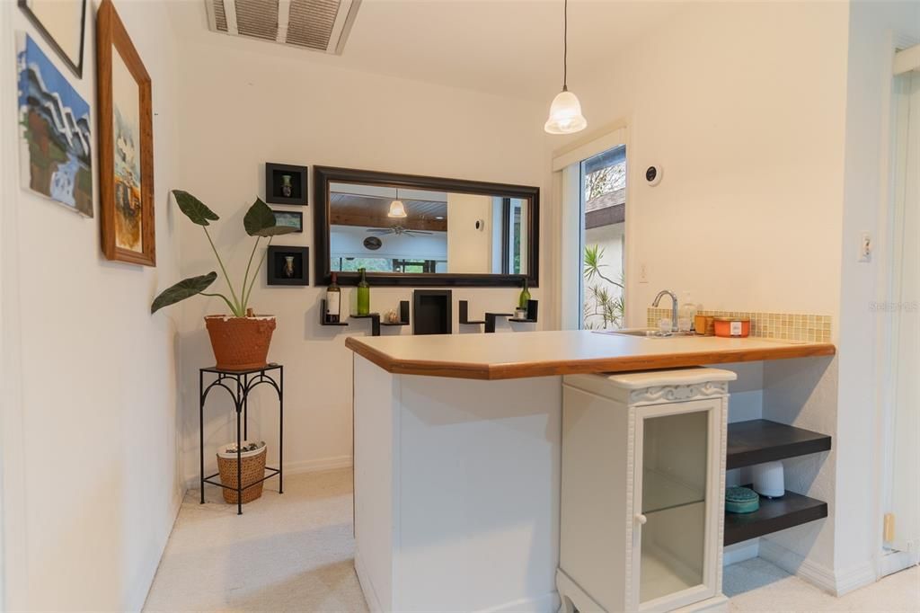 For Sale: $360,000 (2 beds, 2 baths, 1793 Square Feet)