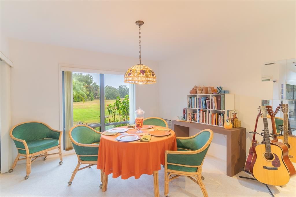 For Sale: $360,000 (2 beds, 2 baths, 1793 Square Feet)