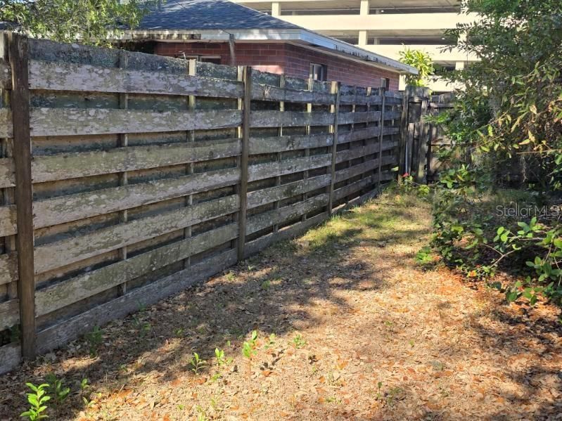 На продажу: $295,000 (2 спален, 1 ванн, 1032 Квадратных фут)