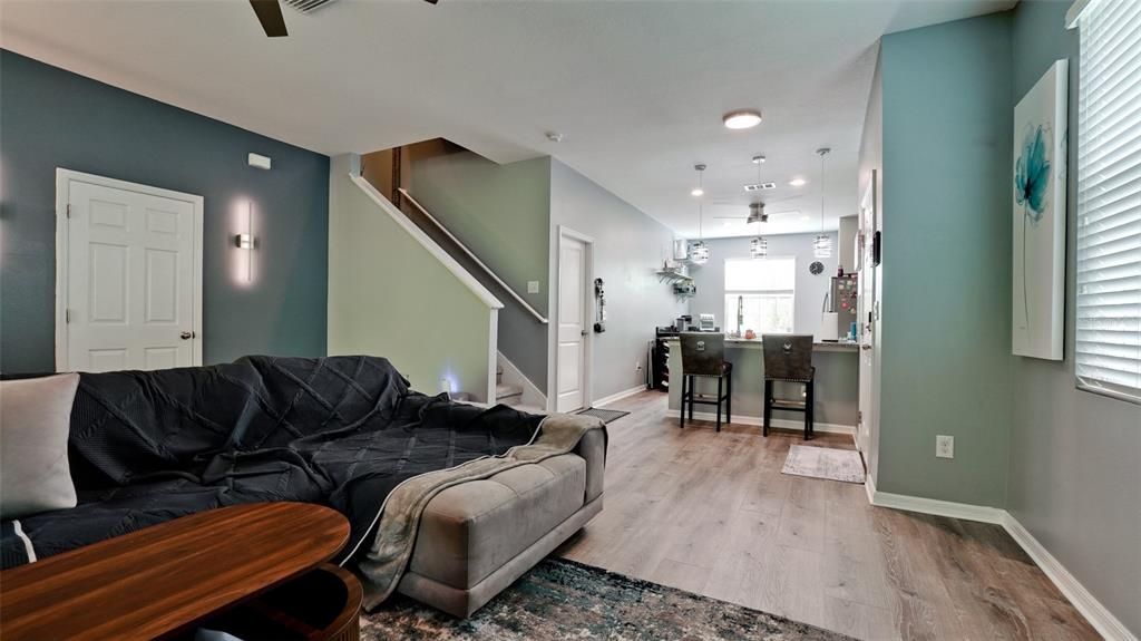 En Venta: $380,000 (3 camas, 2 baños, 1714 Pies cuadrados)