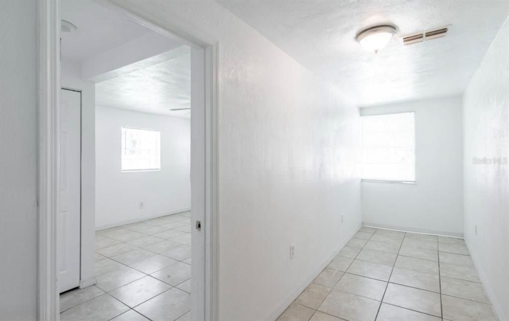 En Venta: $242,000 (4 camas, 2 baños, 1644 Pies cuadrados)