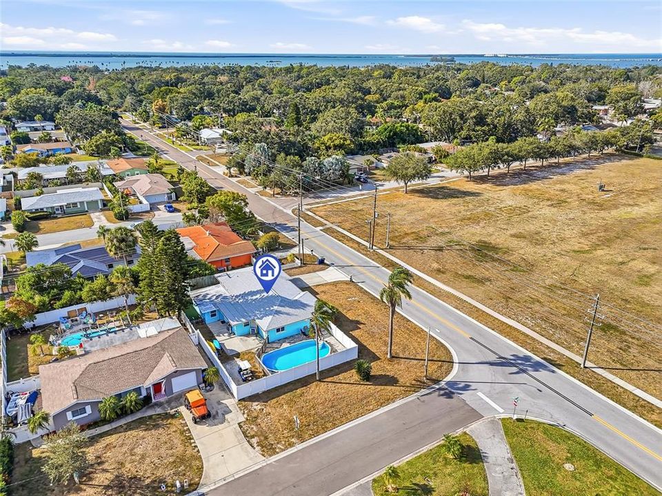 For Sale: $540,000 (3 beds, 2 baths, 1622 Square Feet)