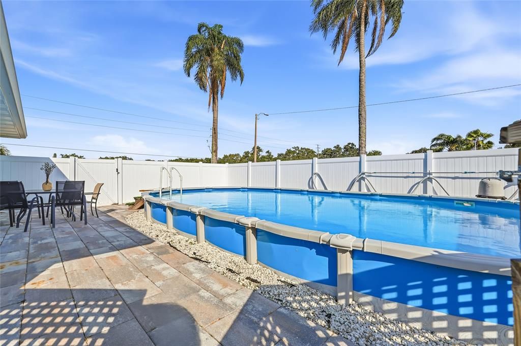 For Sale: $540,000 (3 beds, 2 baths, 1622 Square Feet)