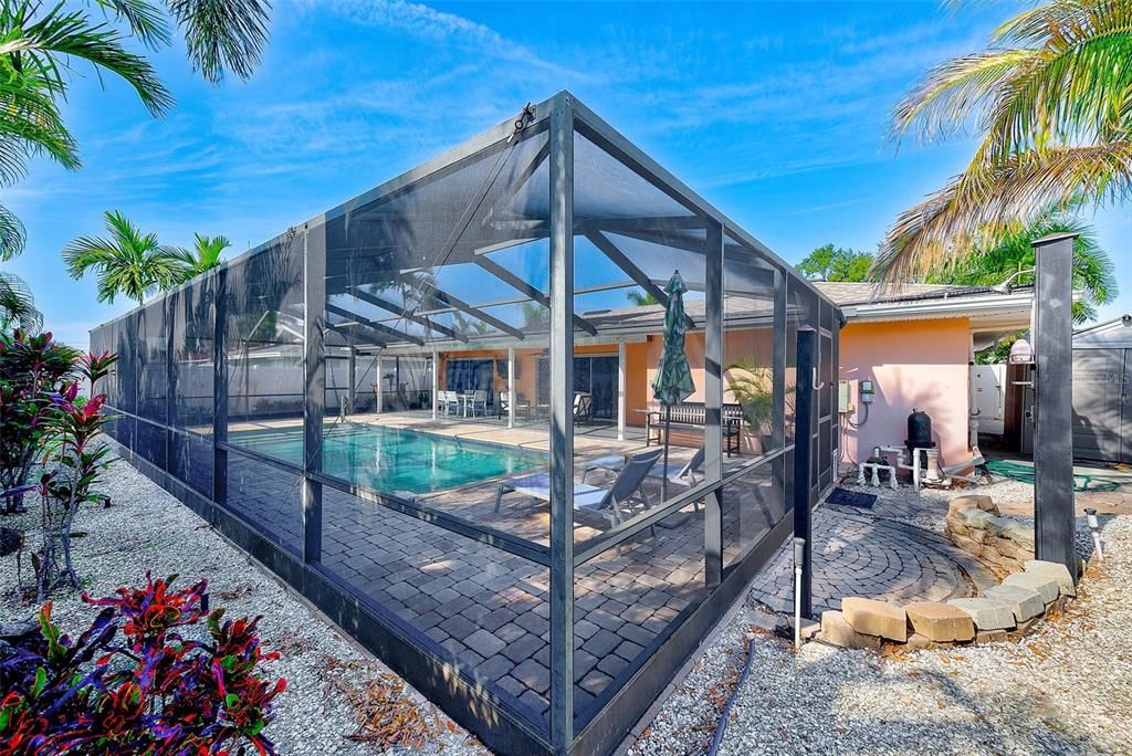 В аренду: $3,800 (3 спален, 2 ванн, 1693 Квадратных фут)