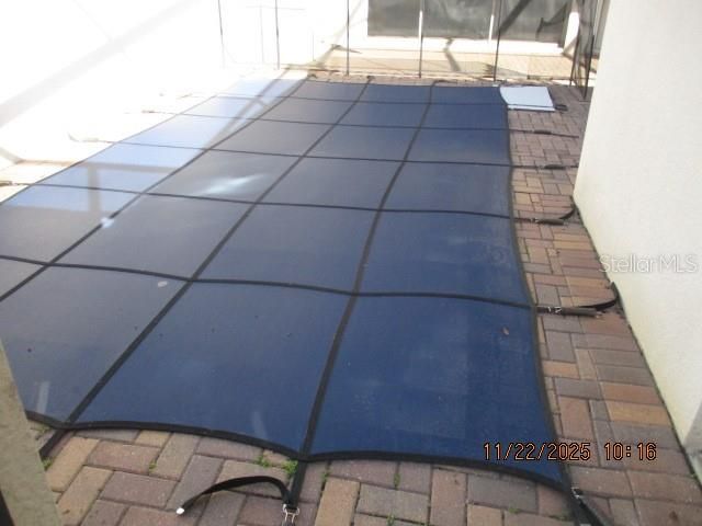 待售: $390,000 (4 贝兹, 3 浴室, 2102 平方英尺)