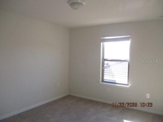 待售: $390,000 (4 贝兹, 3 浴室, 2102 平方英尺)