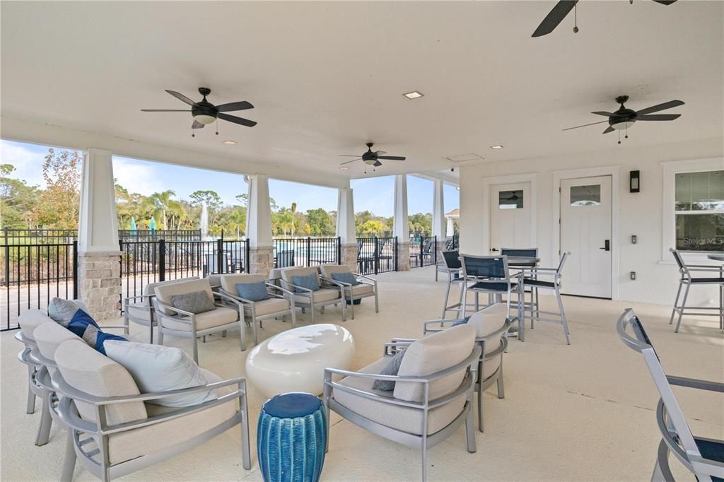 En Venta: $405,000 (4 camas, 2 baños, 1707 Pies cuadrados)