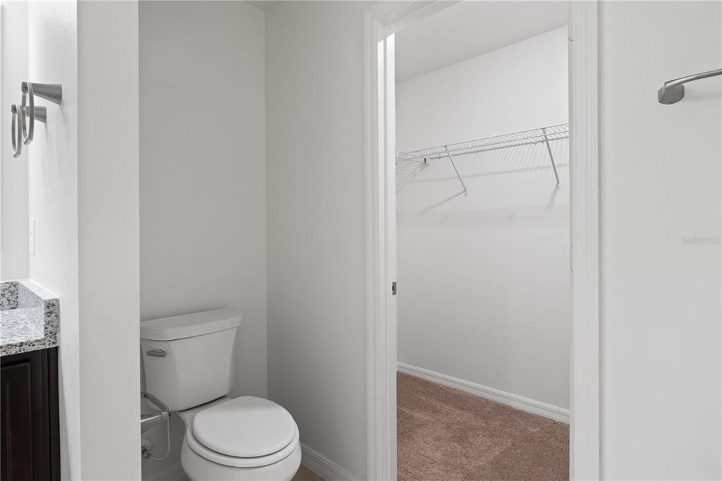 En Venta: $405,000 (4 camas, 2 baños, 1707 Pies cuadrados)