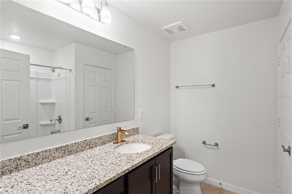 En Venta: $405,000 (4 camas, 2 baños, 1707 Pies cuadrados)