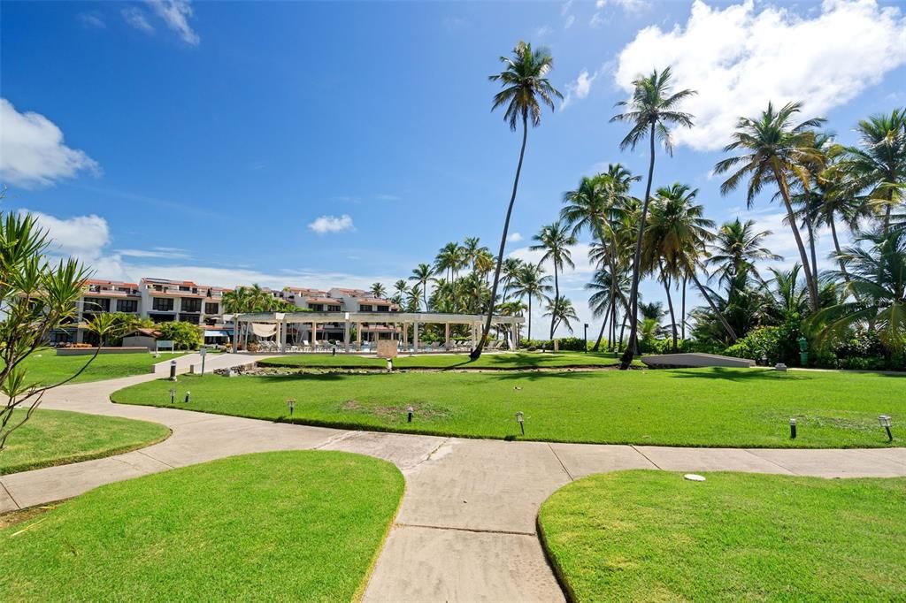 For Sale: $449,000 (1 beds, 1 baths, 1200 Square Feet)