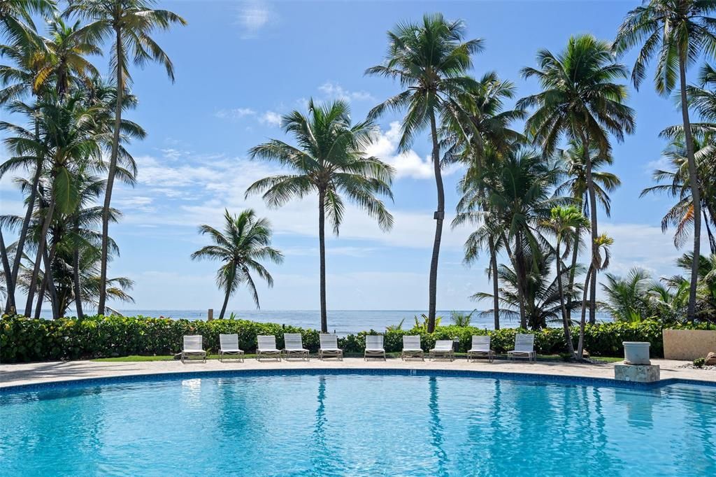 For Sale: $449,000 (1 beds, 1 baths, 1200 Square Feet)