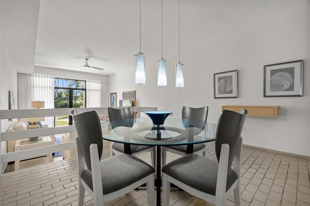 For Sale: $449,000 (1 beds, 1 baths, 1200 Square Feet)