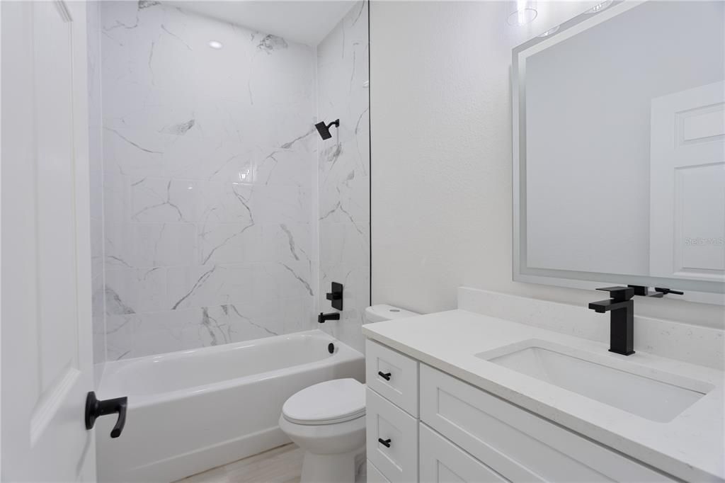 For Sale: $319,900 (3 beds, 2 baths, 1477 Square Feet)