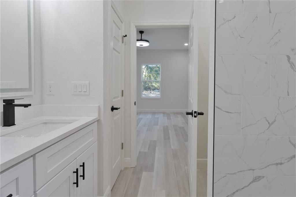 For Sale: $319,900 (3 beds, 2 baths, 1477 Square Feet)