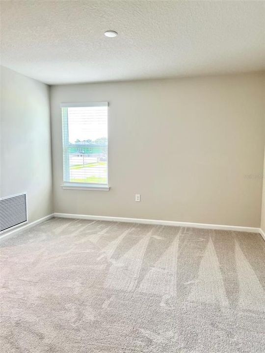 For Rent: $2,750 (4 beds, 2 baths, 2040 Square Feet)