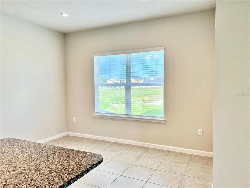 For Rent: $2,750 (4 beds, 2 baths, 2040 Square Feet)