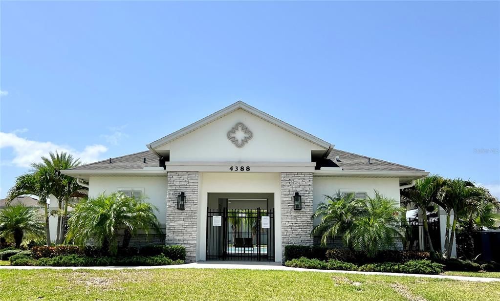 For Rent: $2,750 (4 beds, 2 baths, 2040 Square Feet)