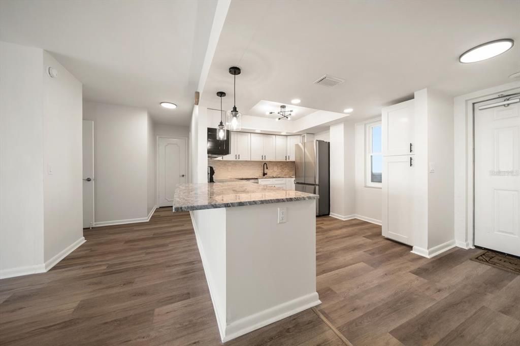 For Sale: $480,000 (2 beds, 2 baths, 1700 Square Feet)