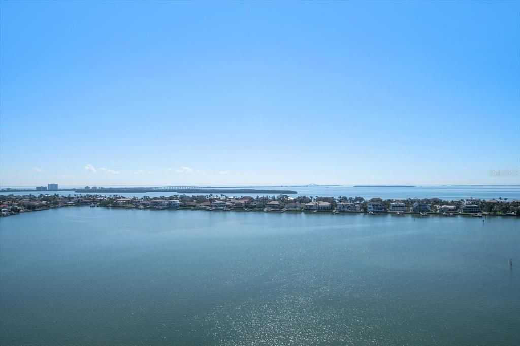 For Sale: $480,000 (2 beds, 2 baths, 1700 Square Feet)