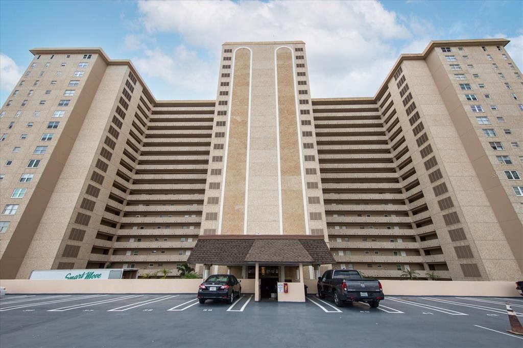 For Sale: $480,000 (2 beds, 2 baths, 1700 Square Feet)