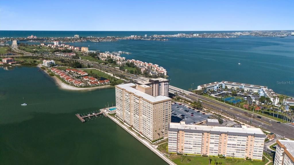 For Sale: $480,000 (2 beds, 2 baths, 1700 Square Feet)