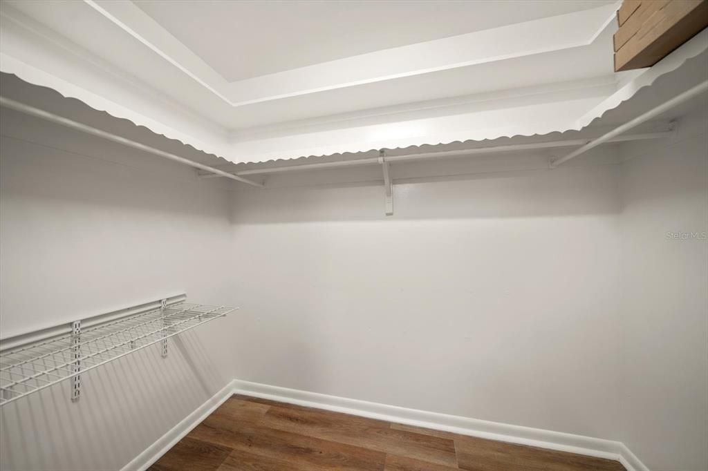 For Sale: $480,000 (2 beds, 2 baths, 1700 Square Feet)