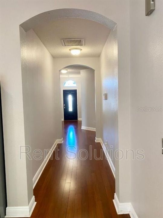 For Rent: $2,995 (3 beds, 2 baths, 1606 Square Feet)