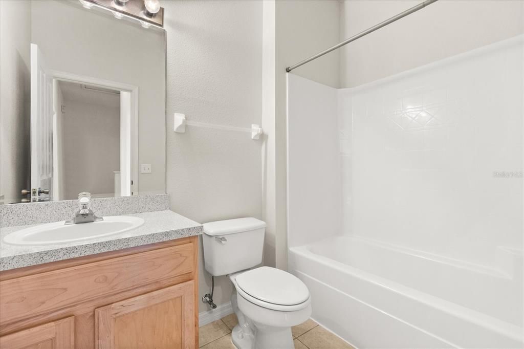 En Renta: $1,400 (3 camas, 2 baños, 1262 Pies cuadrados)