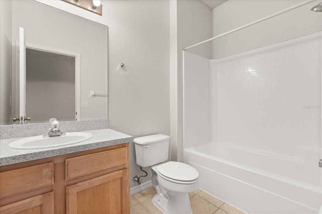 En Renta: $1,400 (3 camas, 2 baños, 1262 Pies cuadrados)