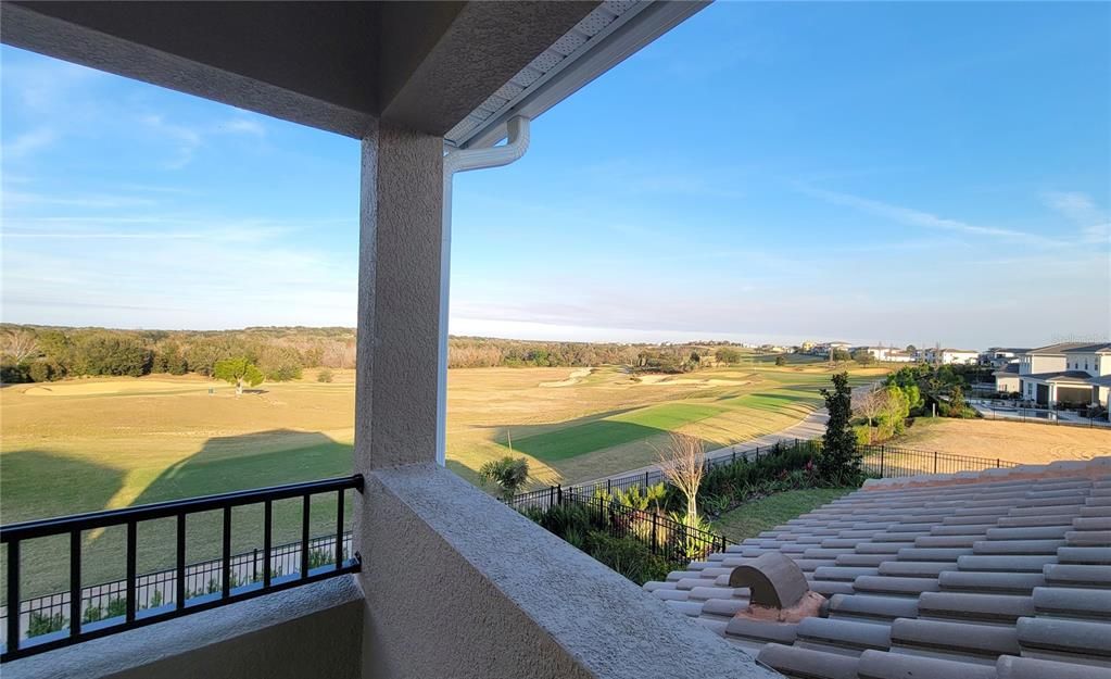 For Rent: $6,200 (5 beds, 3 baths, 3076 Square Feet)