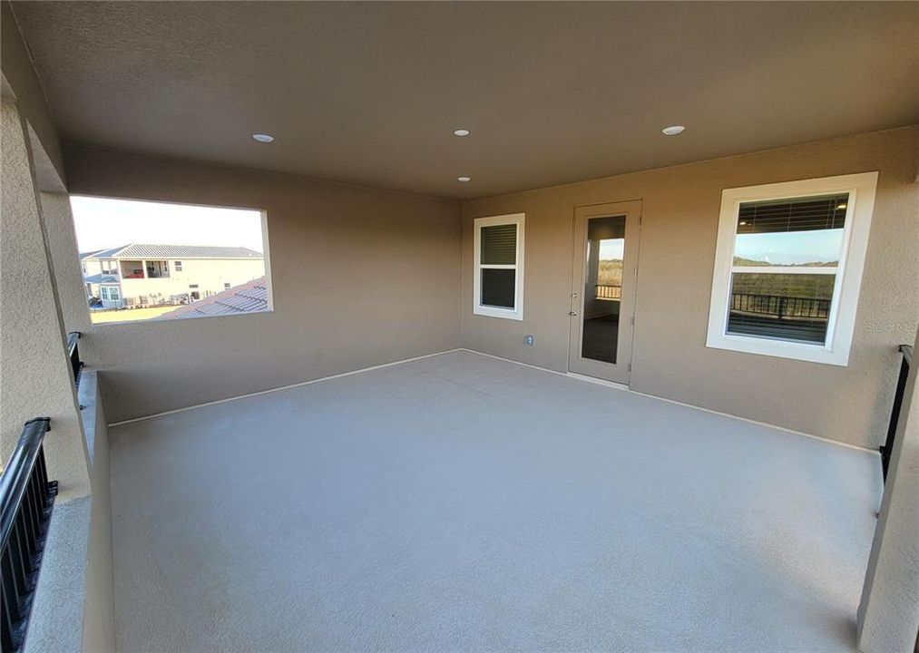 For Rent: $6,200 (5 beds, 3 baths, 3076 Square Feet)