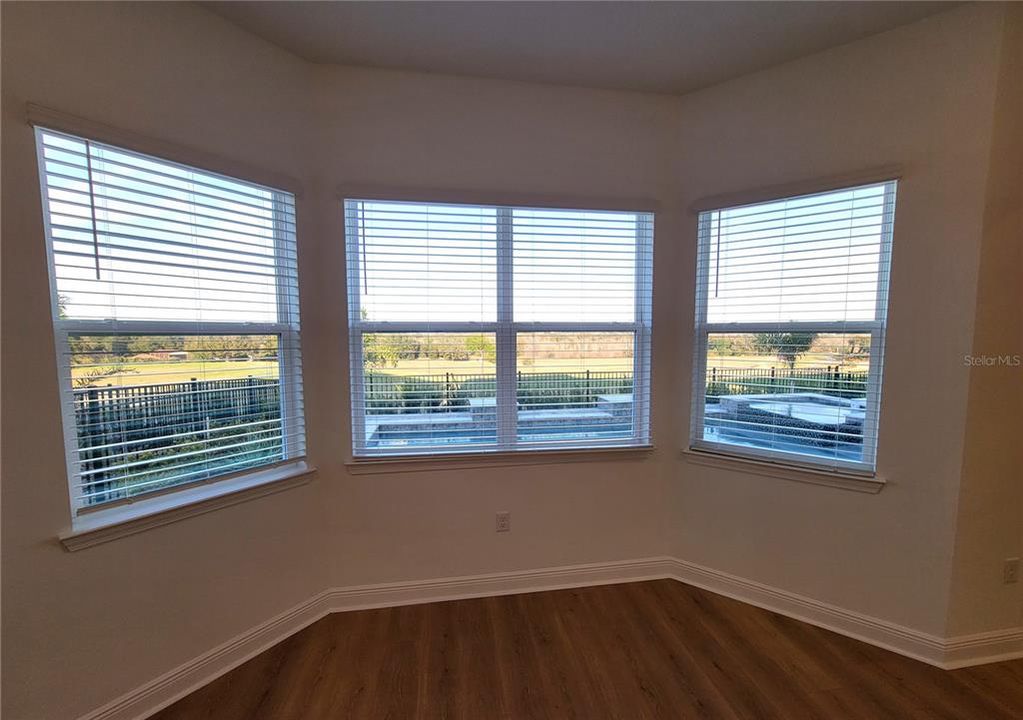 For Rent: $6,200 (5 beds, 3 baths, 3076 Square Feet)