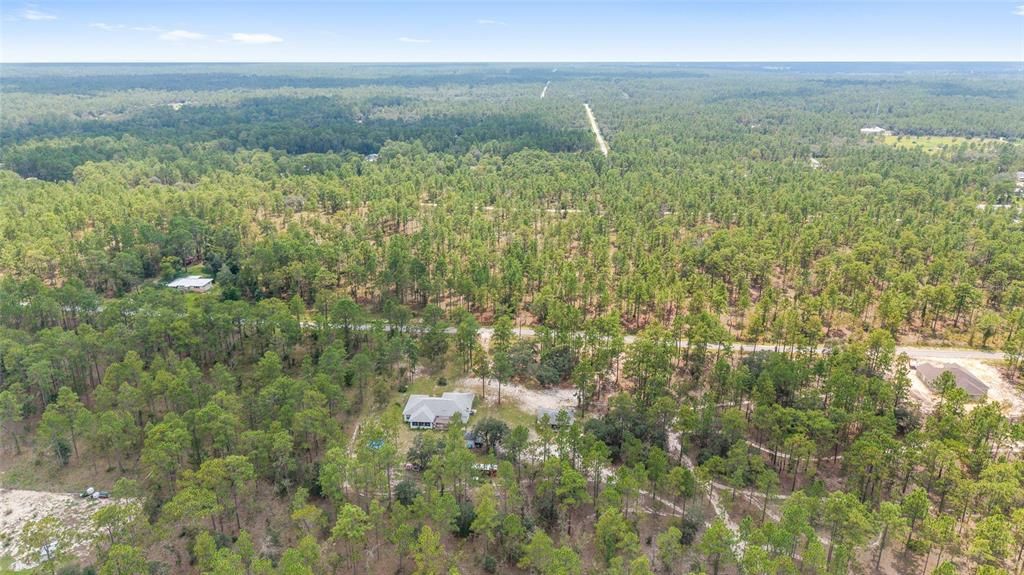 合同活跃: $349,900 (3 贝兹, 2 浴室, 1690 平方英尺)