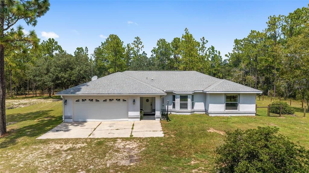 合同活跃: $349,900 (3 贝兹, 2 浴室, 1690 平方英尺)