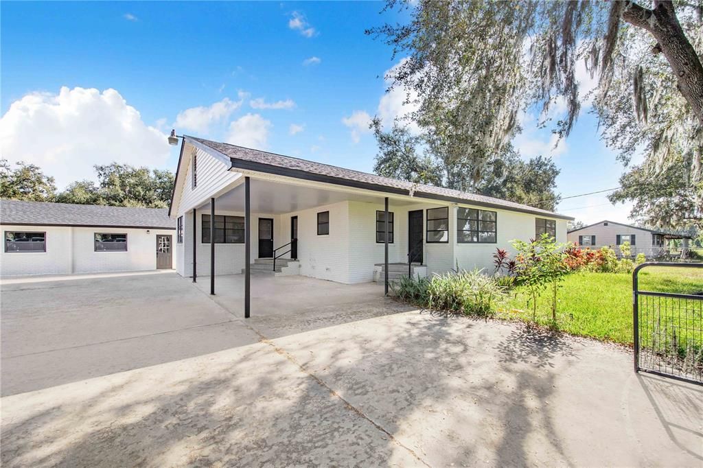 待售: $385,000 (6 贝兹, 3 浴室, 2536 平方英尺)