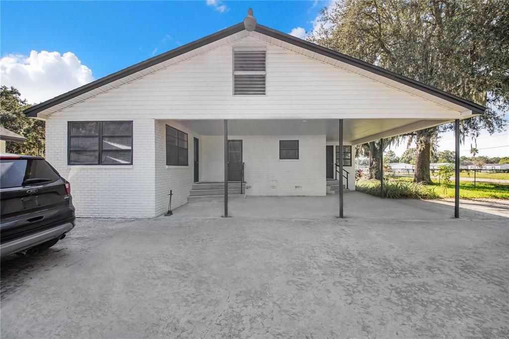 待售: $385,000 (6 贝兹, 3 浴室, 2536 平方英尺)