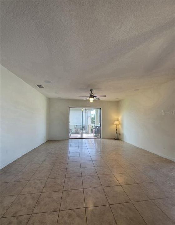 В аренду: $1,990 (3 спален, 2 ванн, 1990 Квадратных фут)