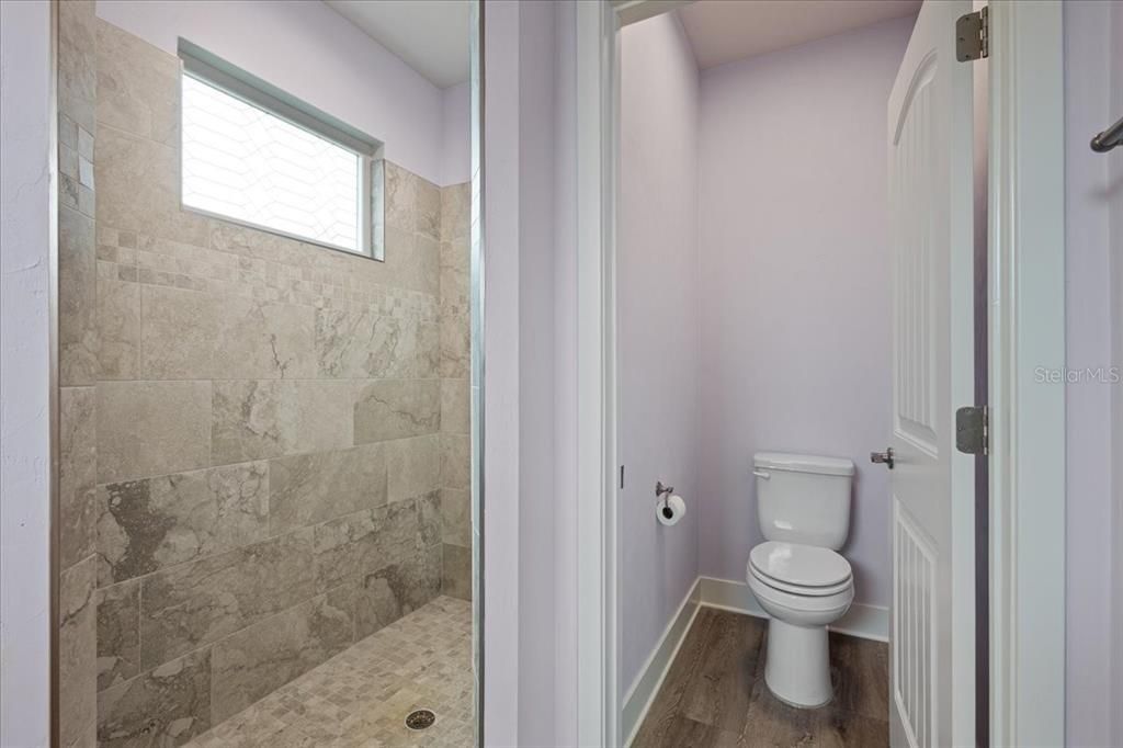 На продажу: $393,000 (4 спален, 2 ванн, 2009 Квадратных фут)