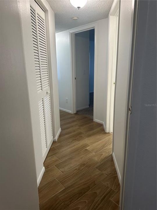 For Sale: $170,000 (2 beds, 2 baths, 1296 Square Feet)