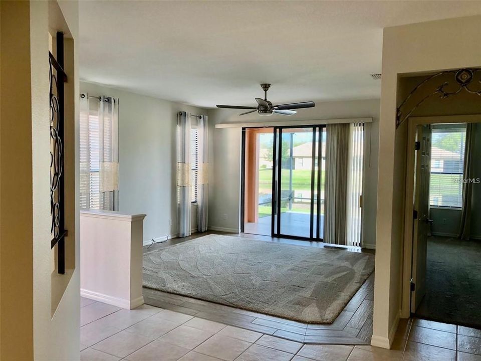 В аренду: $2,200 (2 спален, 2 ванн, 1393 Квадратных фут)