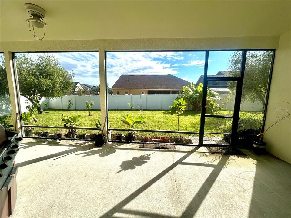 For Rent: $2,900 (4 beds, 3 baths, 2762 Square Feet)