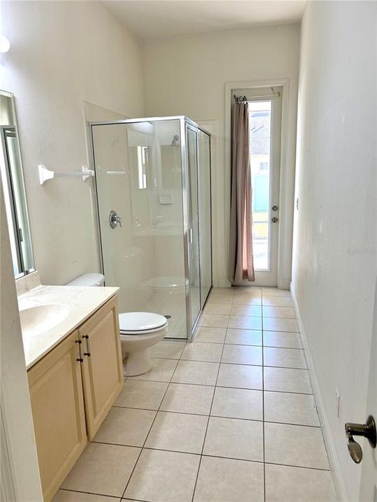 For Rent: $2,900 (4 beds, 3 baths, 2762 Square Feet)