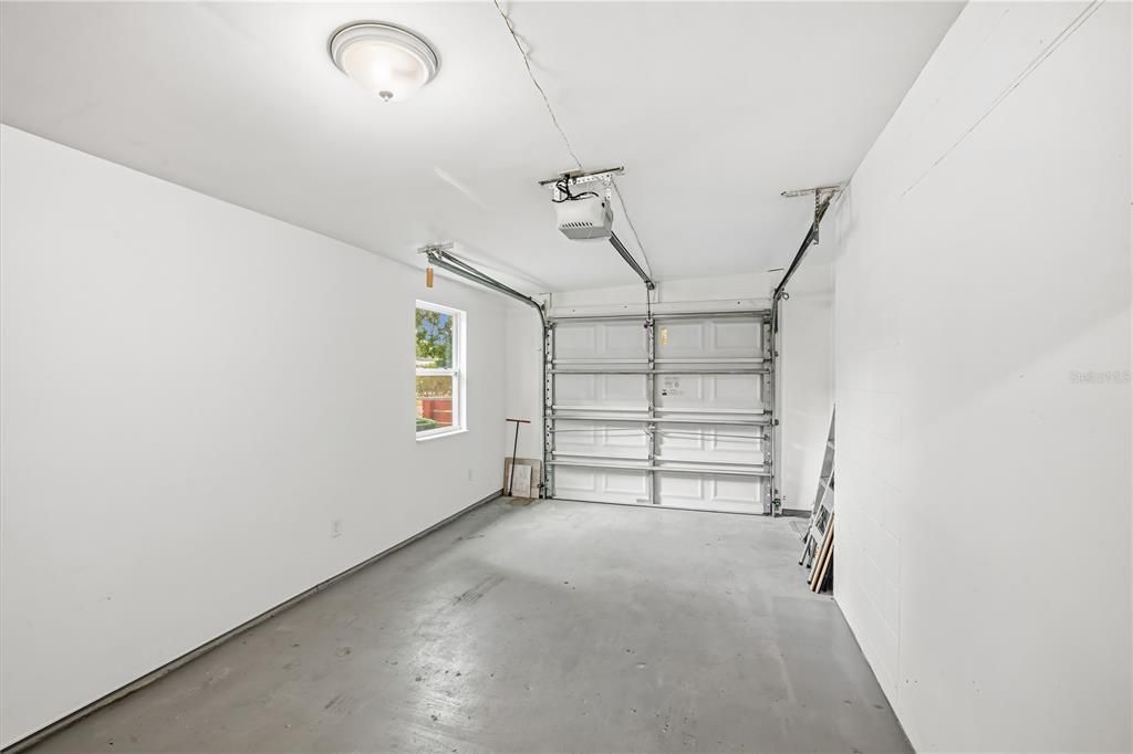 В аренду: $2,300 (3 спален, 1 ванн, 1148 Квадратных фут)