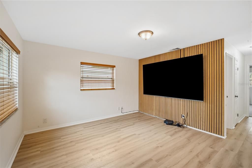 В аренду: $2,300 (3 спален, 1 ванн, 1148 Квадратных фут)