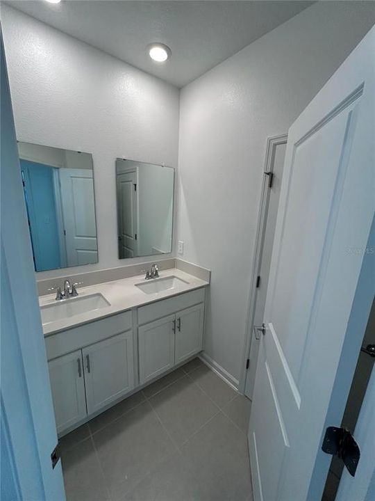 En Renta: $3,200 (4 camas, 3 baños, 2030 Pies cuadrados)